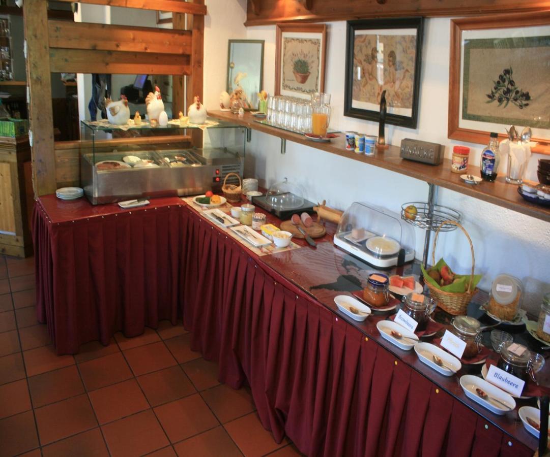 Landhotel Storchenkrug Rühstädt Екстериор снимка